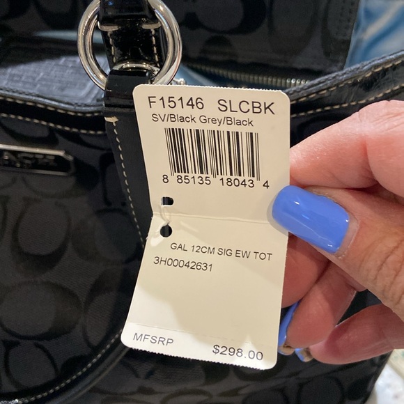 Coach Handbag - Picture 5 of 6